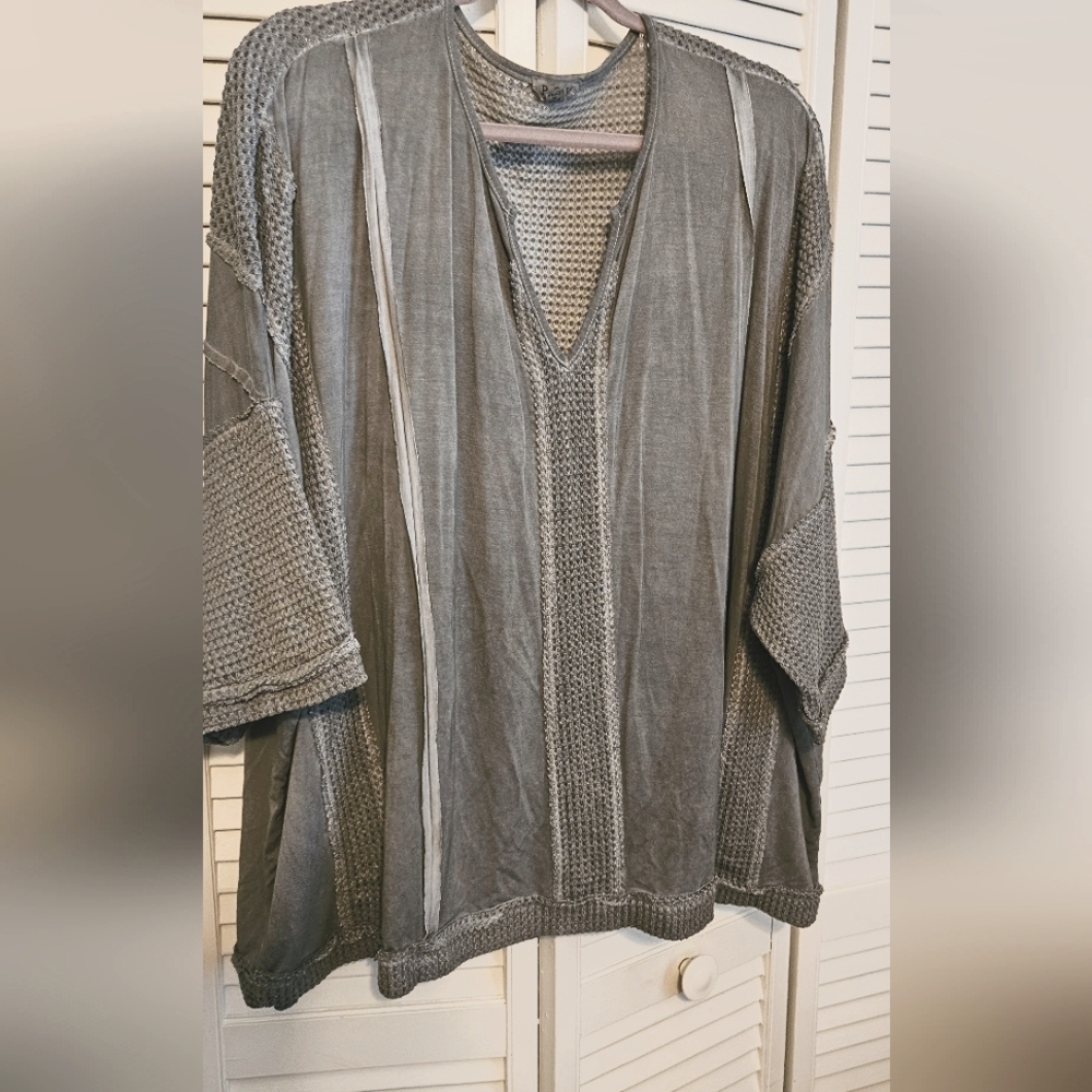 POL  Slate - Charcoal Gray Top